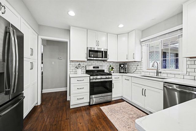 16177 Old Bedford Road, Northville, MI 48168