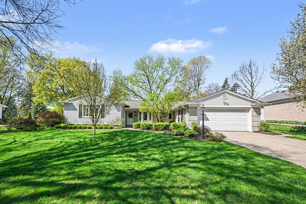 16177 Old Bedford Road, Northville, MI 48168