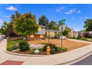 5852 S Nelson St, Littleton, CO 80127