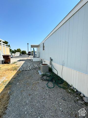 1195 W RIVER BANK RD, West Valley City, UT 84119