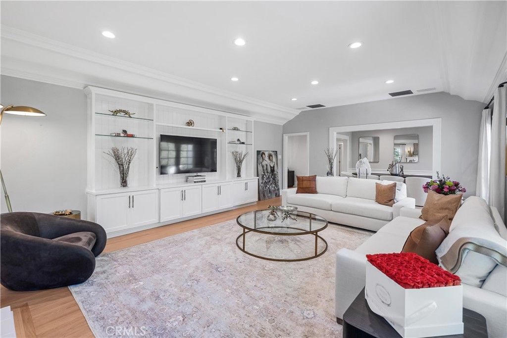 10455 Lindbrook Drive, Los Angeles, CA 90024 — photo 5