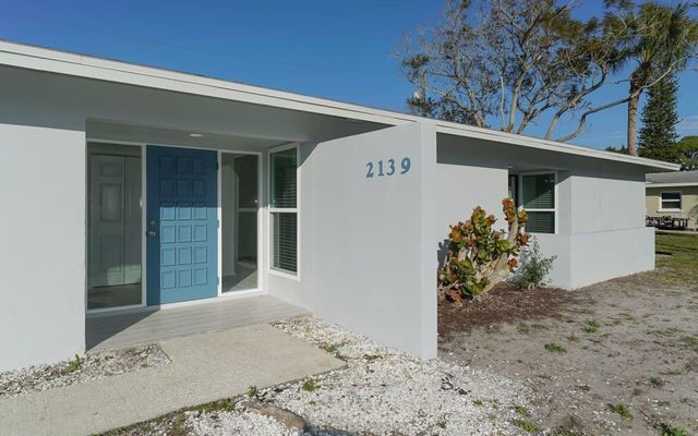 2139 COUVER DRIVE 2139, Sarasota, FL 34231