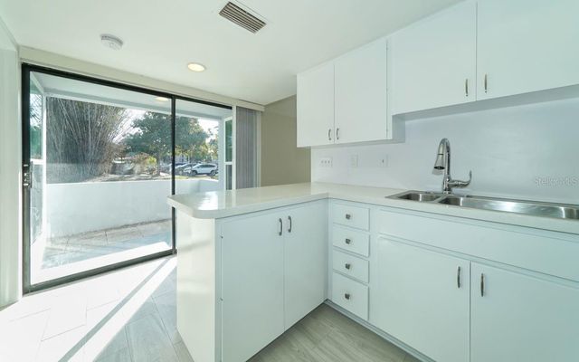 2139 COUVER DRIVE 2139, Sarasota, FL 34231