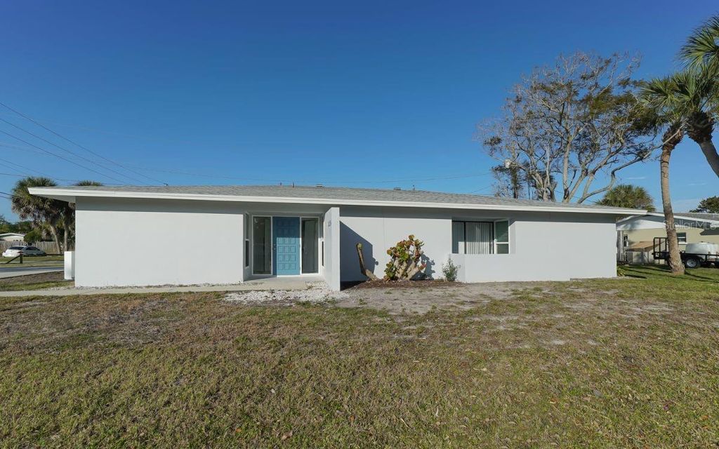 2139 COUVER DRIVE 2139, Sarasota, FL 34231