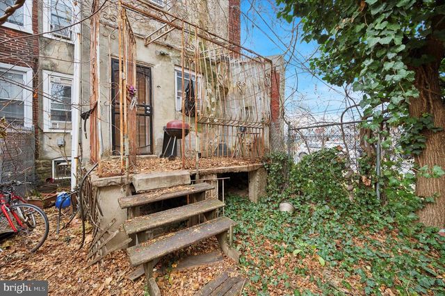 803 S VOGDES ST, Philadelphia, PA 19143