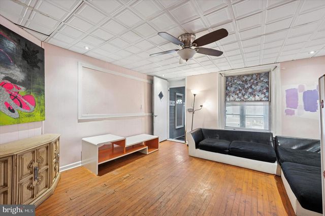 803 S VOGDES ST, Philadelphia, PA 19143