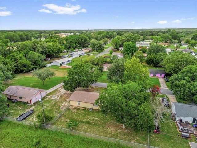 302 W ROSE LANE, Lady Lake, FL 32159