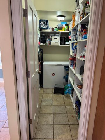 7258 Beverly Drive, South Haven, MI 49090