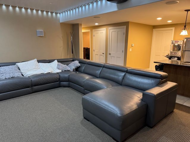 7258 Beverly Drive, South Haven, MI 49090