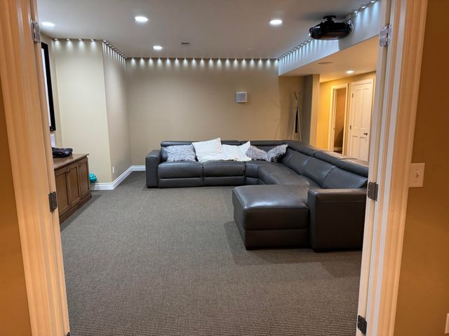 7258 Beverly Drive, South Haven, MI 49090