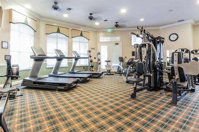 10201 COURTNEY PALMS BOULEVARD 204, Tampa, FL 33619