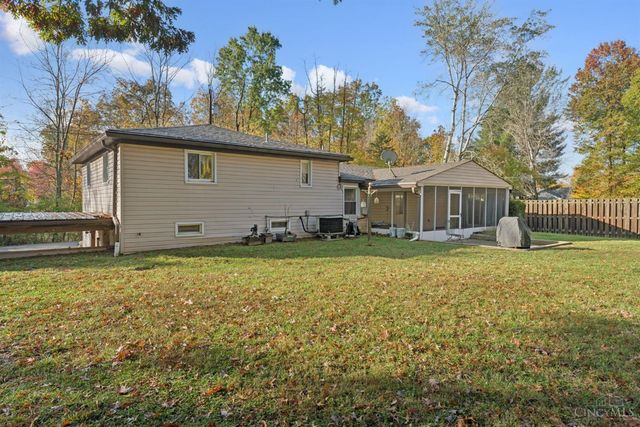 1408 Dale Rd, Pierce Twp, OH 45102