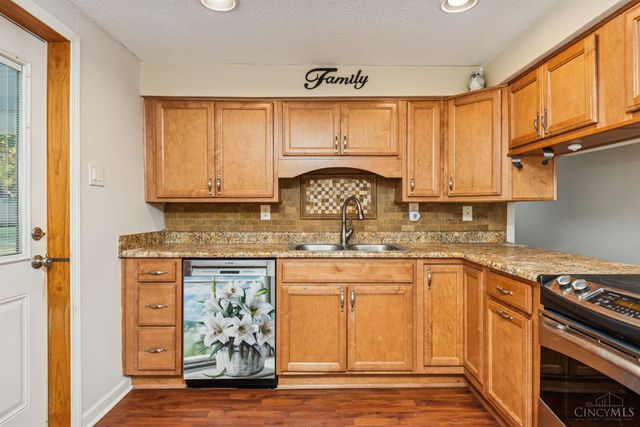 1408 Dale Rd, Pierce Twp, OH 45102