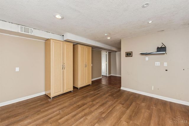 1408 Dale Rd, Pierce Twp, OH 45102