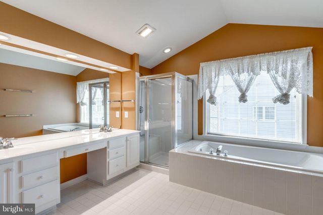 12844 WILLIAMS MEADOW CT, Herndon, VA 20171