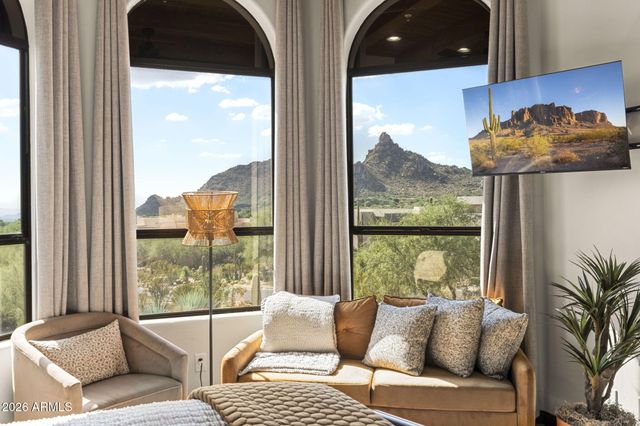 10757 E YEARLING Drive, Scottsdale, AZ 85255
