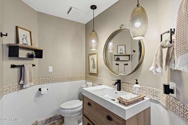 10757 E YEARLING Drive, Scottsdale, AZ 85255