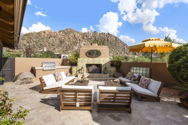 10757 E YEARLING Drive, Scottsdale, AZ 85255