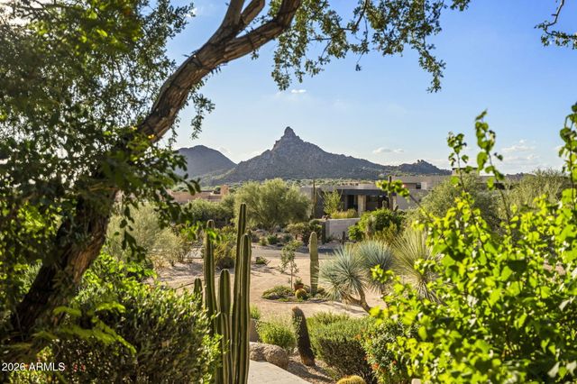 10757 E YEARLING Drive, Scottsdale, AZ 85255