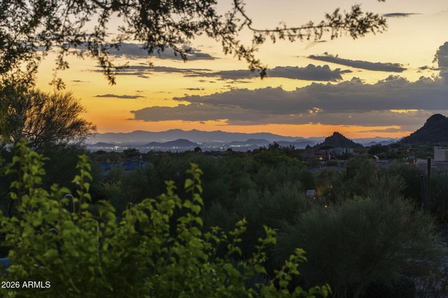10757 E YEARLING Drive, Scottsdale, AZ 85255