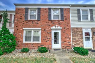 3658 N SANDIA Drive # 31, Peoria, IL 61604