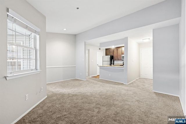 690 Rt 23 1349, Wayne, NJ 07470