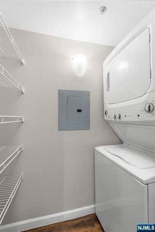 690 Rt 23 1349, Wayne, NJ 07470