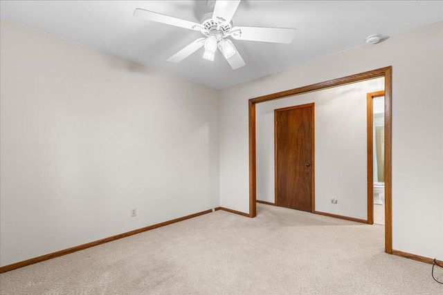 701 Tamarack DRIVE E, West Bend, WI 53095