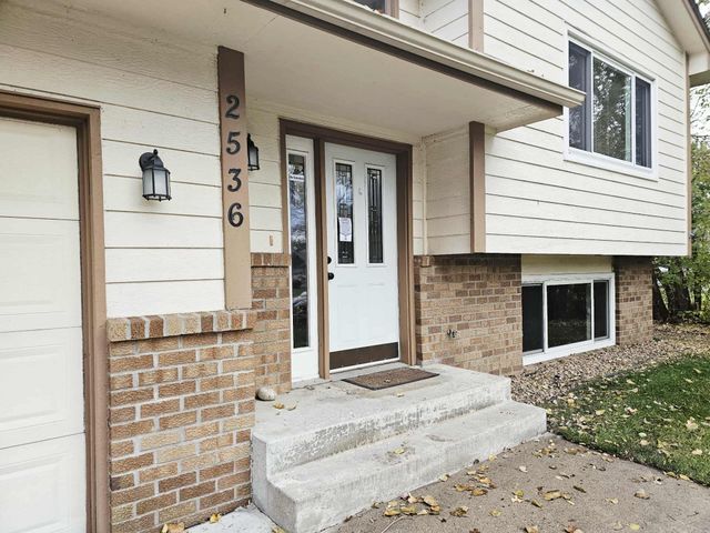 2536 131st Avenue NW, Coon Rapids, MN 55448