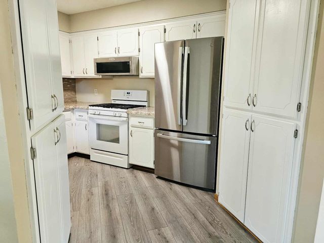 2536 131st Avenue NW, Coon Rapids, MN 55448