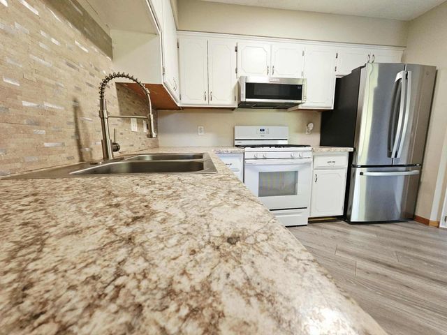 2536 131st Avenue NW, Coon Rapids, MN 55448