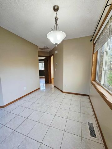 2536 131st Avenue NW, Coon Rapids, MN 55448