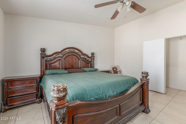 8922 W MONTE VISTA Road, Phoenix, AZ 85037