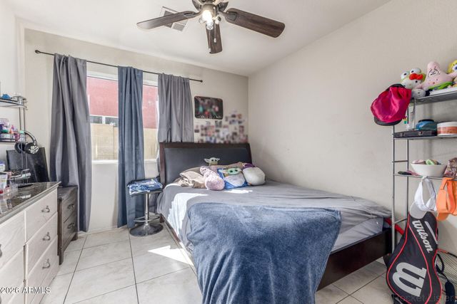 8922 W MONTE VISTA Road, Phoenix, AZ 85037