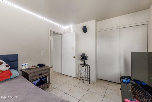 8922 W MONTE VISTA Road, Phoenix, AZ 85037