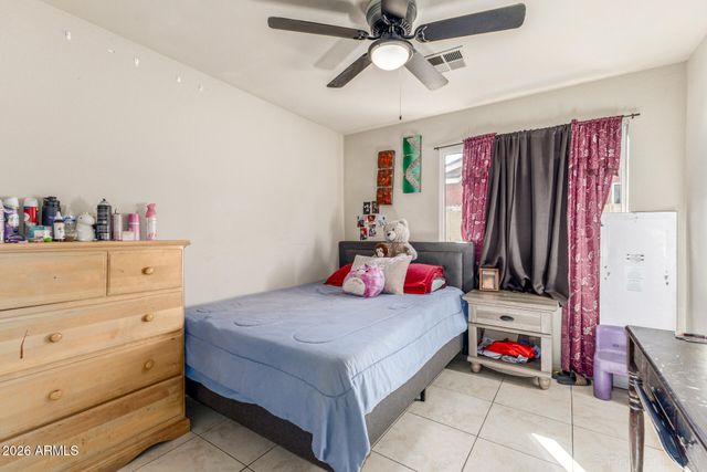 8922 W MONTE VISTA Road, Phoenix, AZ 85037