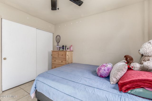 8922 W MONTE VISTA Road, Phoenix, AZ 85037