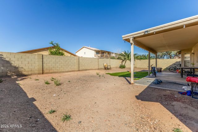 8922 W MONTE VISTA Road, Phoenix, AZ 85037