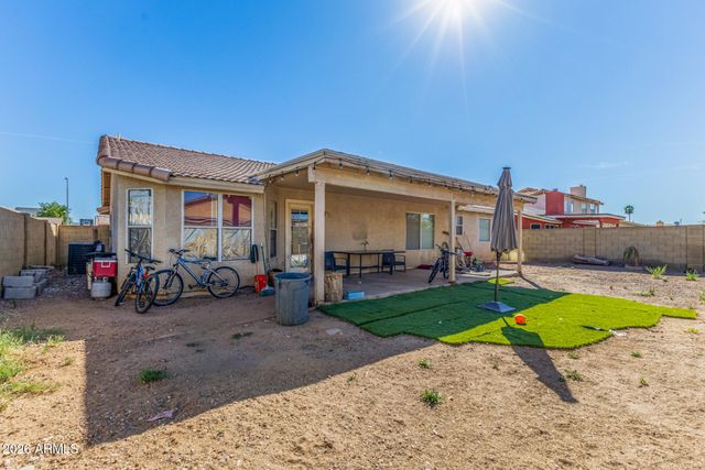 8922 W MONTE VISTA Road, Phoenix, AZ 85037