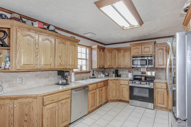 95 Cannon Hill Road, Perryville, AR 72126