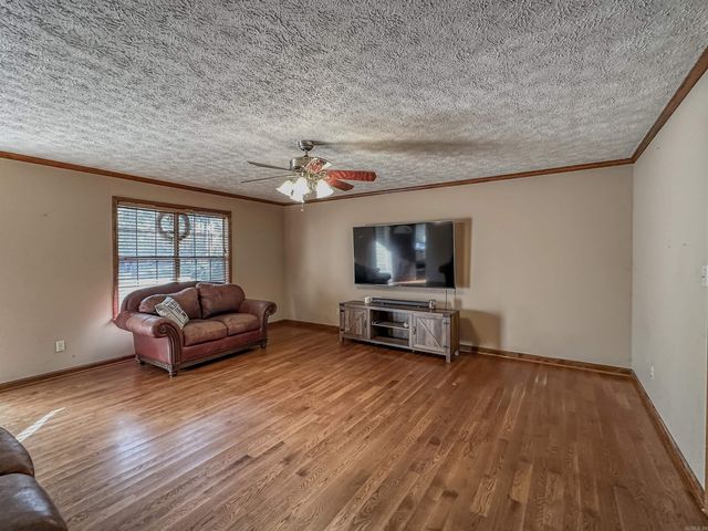 95 Cannon Hill Road, Perryville, AR 72126