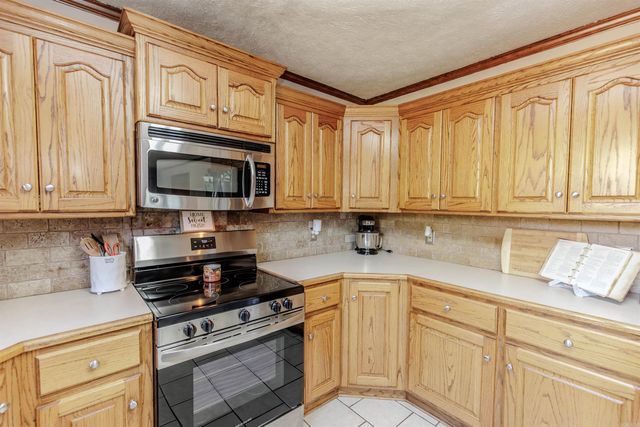 95 Cannon Hill Road, Perryville, AR 72126