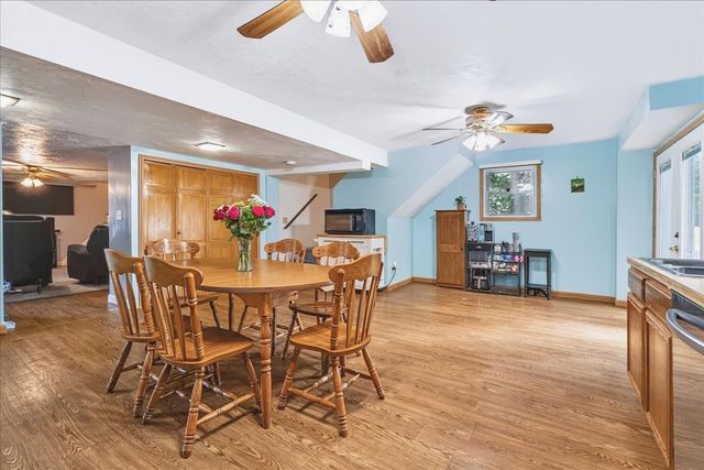65 Neponset Heights Ave, Foxboro, MA 02035