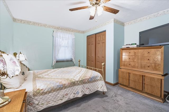 65 Neponset Heights Ave, Foxboro, MA 02035
