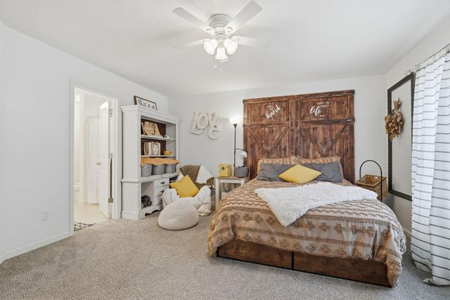 18064 Gleaming Court, Lakeville, MN 55044