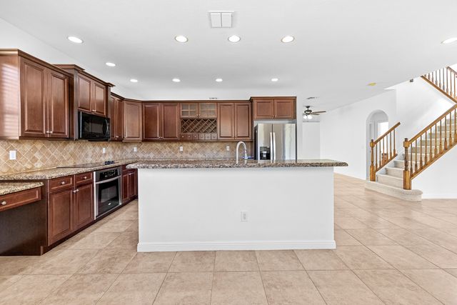 2705 Pienza Circle, Royal Palm Beach, FL 33411