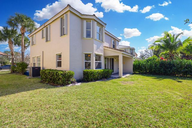 2705 Pienza Circle, Royal Palm Beach, FL 33411