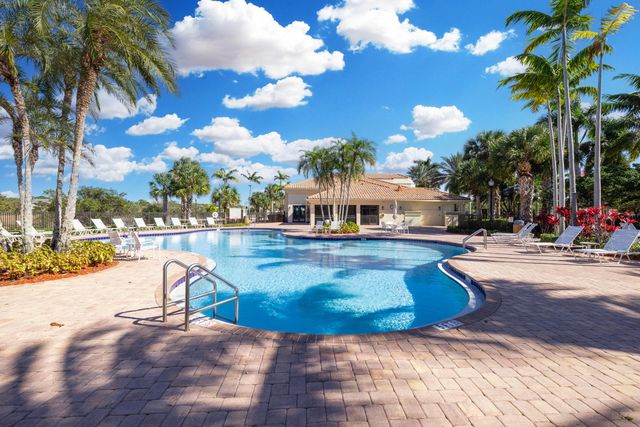 2705 Pienza Circle, Royal Palm Beach, FL 33411
