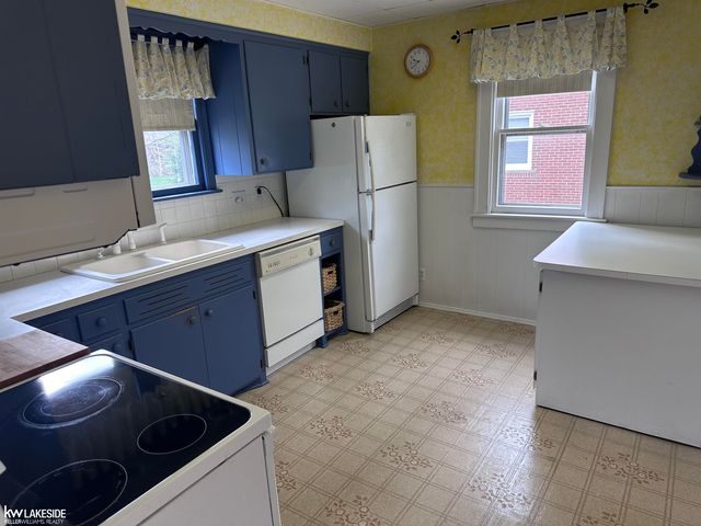 44826 Malow Avenue, Sterling Heights, MI 48314