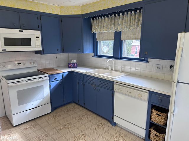44826 Malow Avenue, Sterling Heights, MI 48314